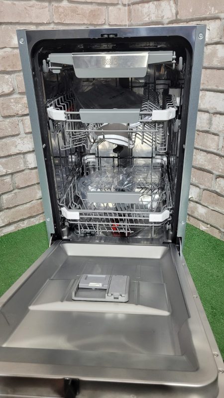 816b81c6-85da-40ba-b2d6-308b74804043